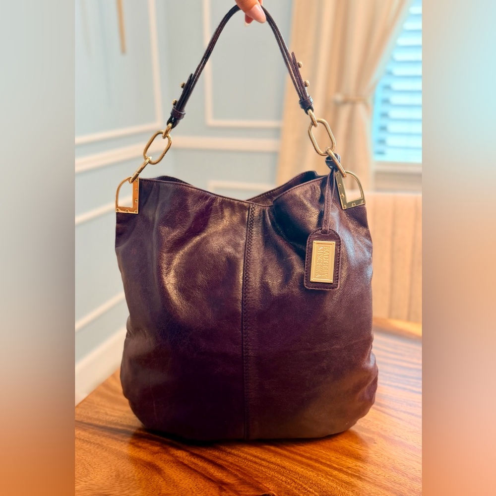 BADGLEY MISCHKA VINTAGE Leather Hobo Shoulder Bag Plum w Gold Hardware RARE GUC